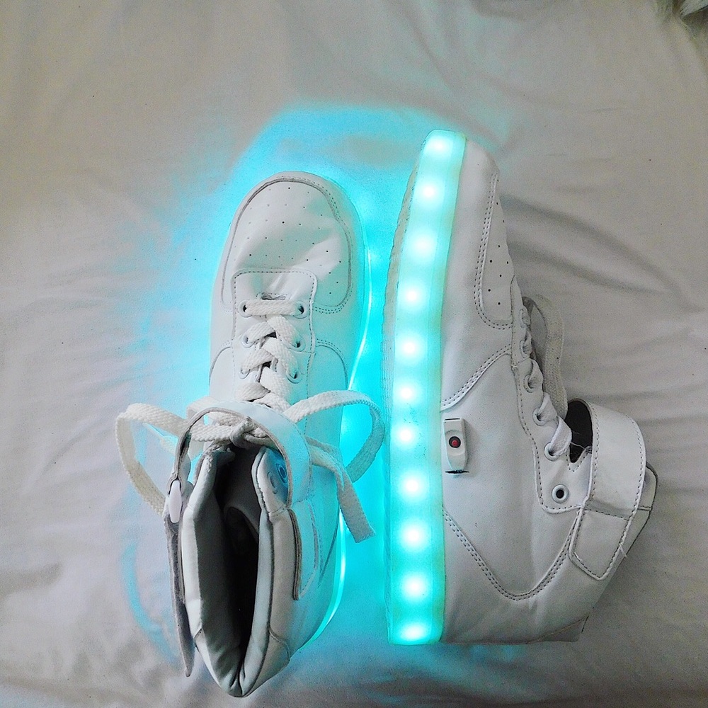 Charging LED Light Up Shoes (COMES WITH CHARGER)
